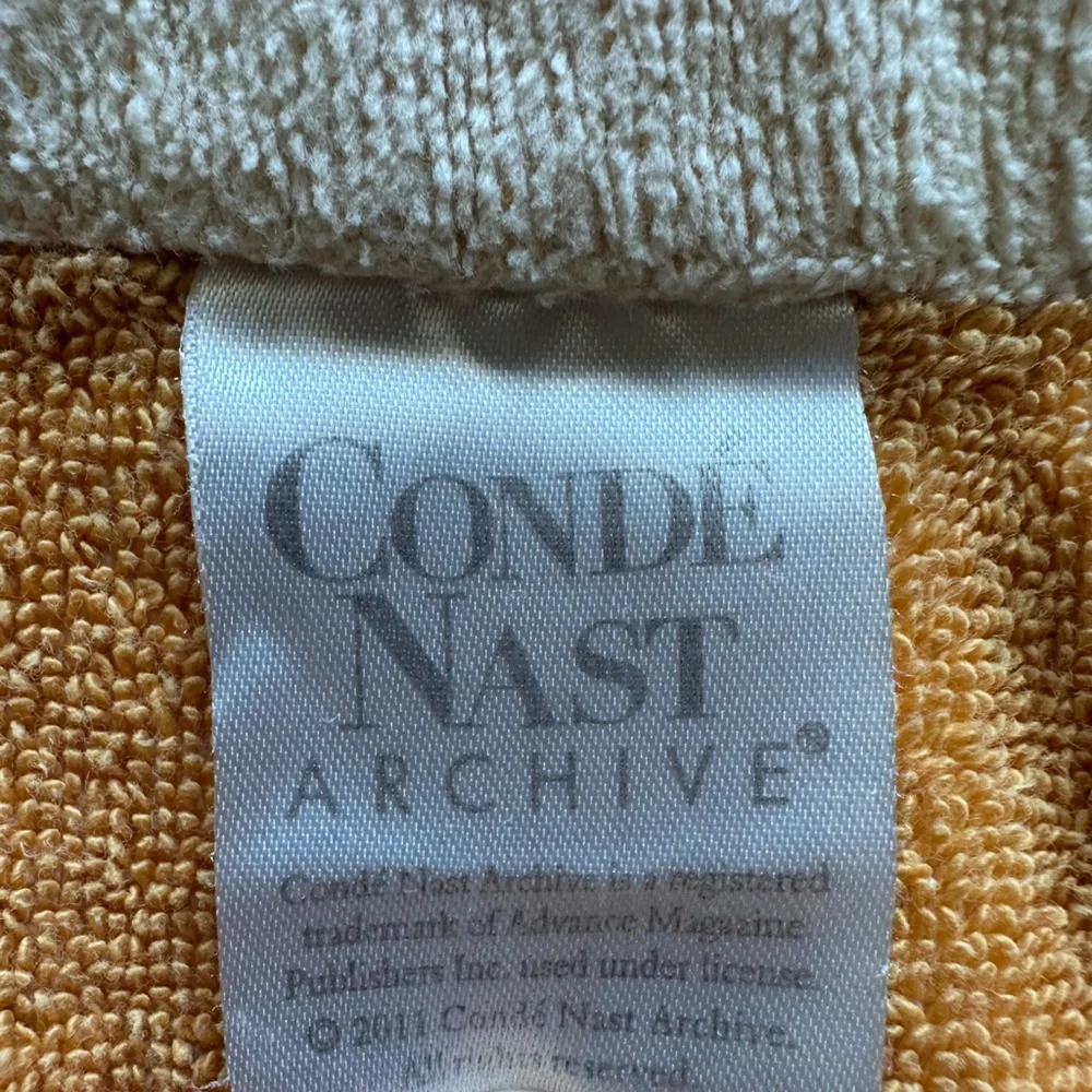 Condé Nast Vintage Style Oversized Beach Towel with Fashion Print